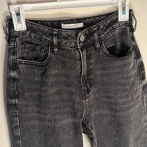 lighter wash black jean / size 24 / mom jean